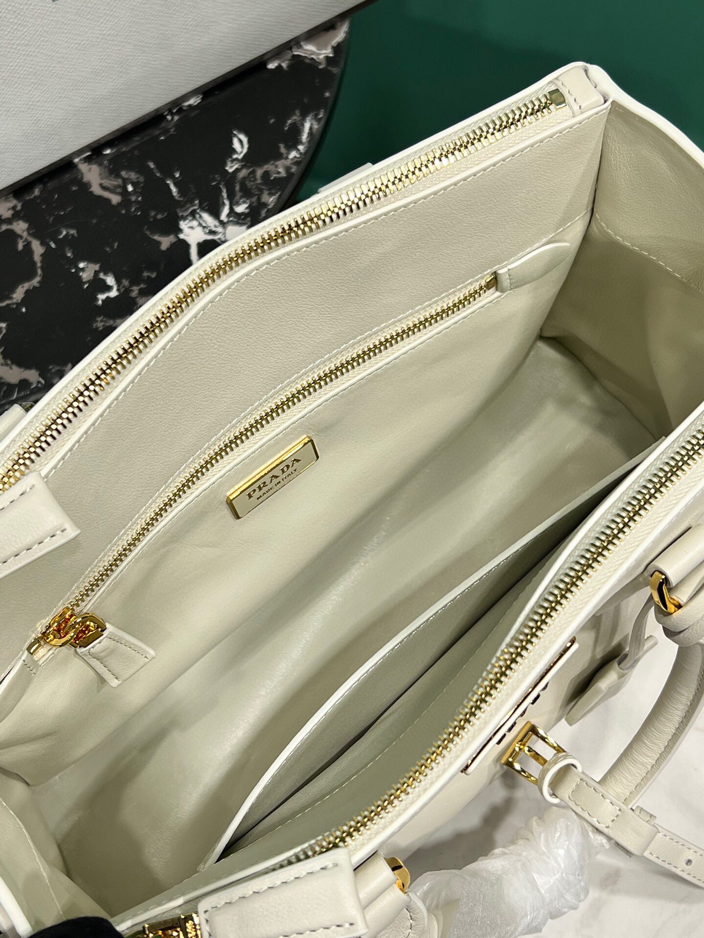 Prada Large Galleria Leather Bag Tote Shoulder Bag White 1BA274